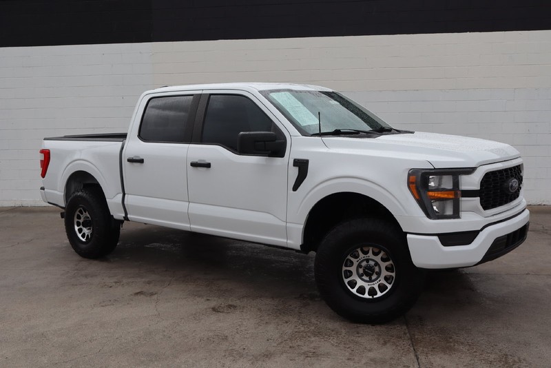 Ford F-150 Vehicle Full-screen Gallery Image 02
