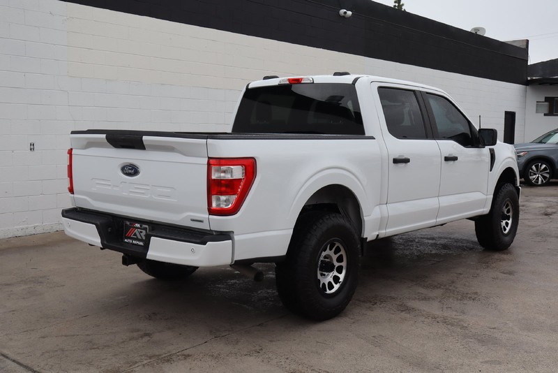 Ford F-150 Vehicle Full-screen Gallery Image 05