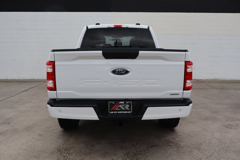 Ford F-150 Vehicle Full-screen Gallery Image 06