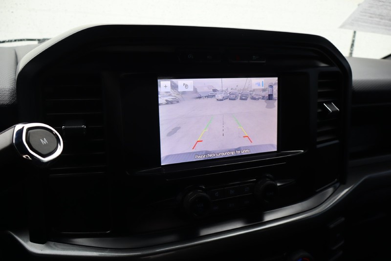 Ford F-150 Vehicle Full-screen Gallery Image 26