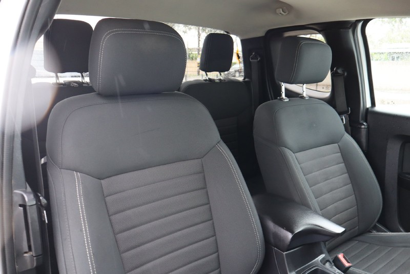 Ford Ranger Vehicle Full-screen Gallery Image 18