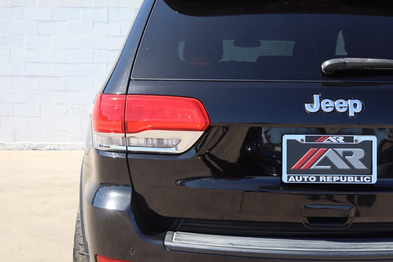 Jeep Grand Cherokee Vehicle Full-screen Gallery Image 07