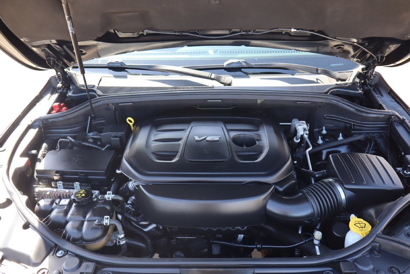 Jeep Grand Cherokee Vehicle Full-screen Gallery Image 12