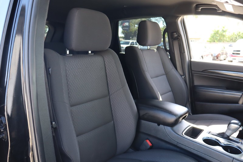 Jeep Grand Cherokee Vehicle Full-screen Gallery Image 19