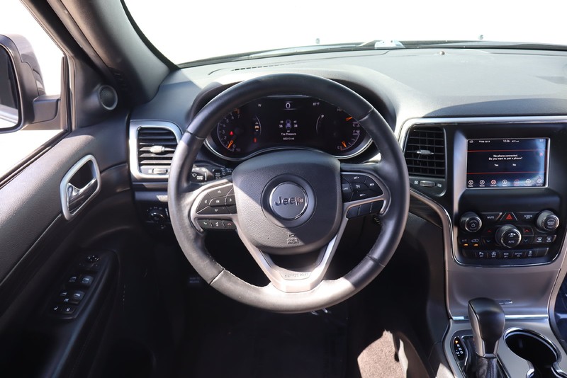 Jeep Grand Cherokee Vehicle Full-screen Gallery Image 23