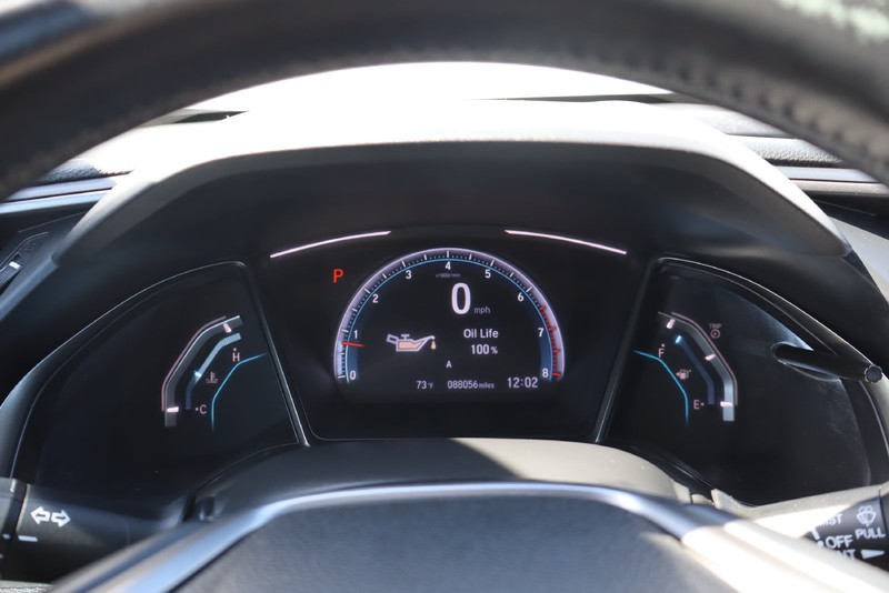 Honda Civic Hatchback Vehicle Full-screen Gallery Image 22
