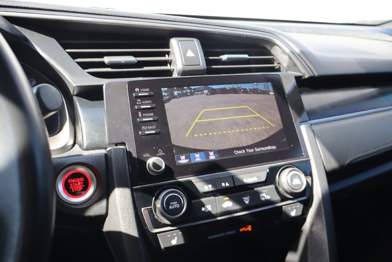 Honda Civic Hatchback Vehicle Full-screen Gallery Image 26