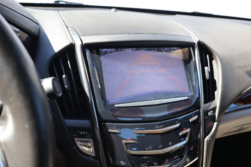 Cadillac ATS Vehicle Full-screen Gallery Image 28