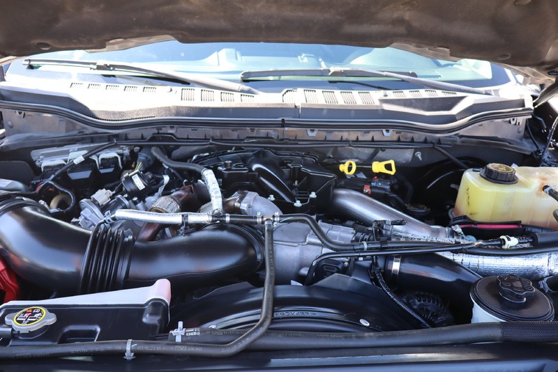 Ford Super Duty F-250 SRW Vehicle Full-screen Gallery Image 13