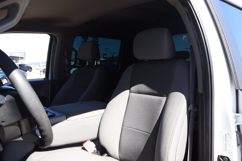 Ford F-150 Vehicle Full-screen Gallery Image 17