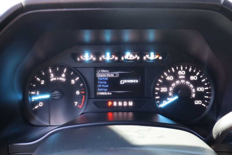 Ford F-150 Vehicle Full-screen Gallery Image 23