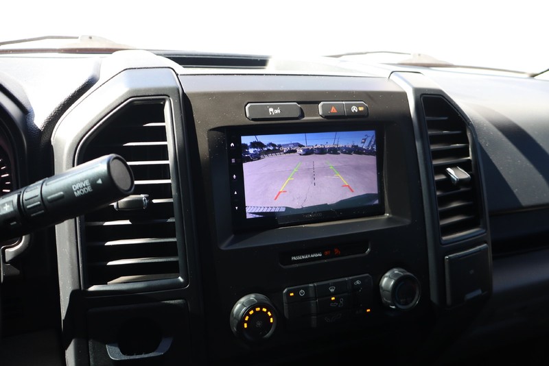Ford F-150 Vehicle Full-screen Gallery Image 27