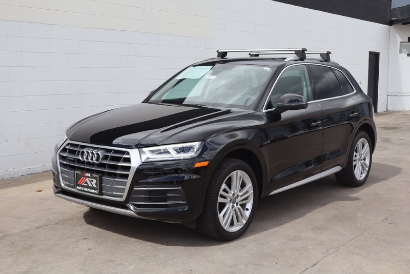 Audi Q5 Vehicle Full-screen Gallery Image 12