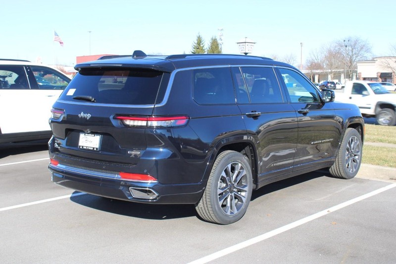 Jeep Grand Cherokee L Vehicle Image 03