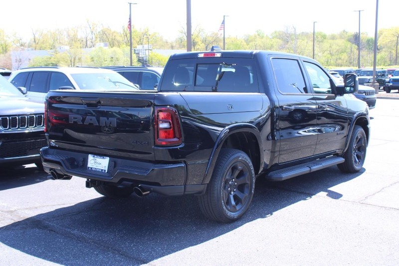 Ram 1500 Vehicle Image 03