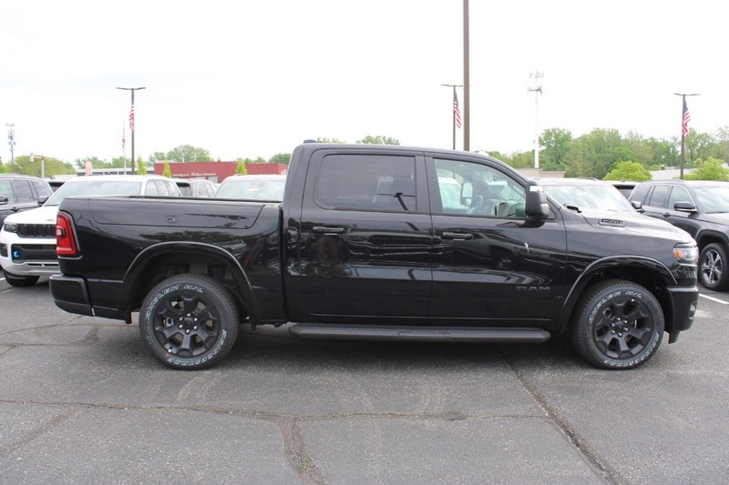 Ram 1500 Vehicle Image 02