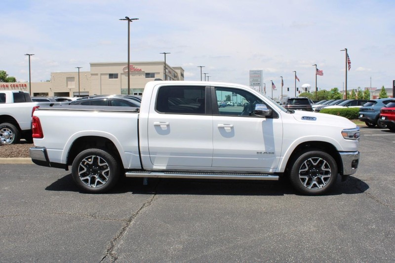 Ram 1500 Vehicle Image 02