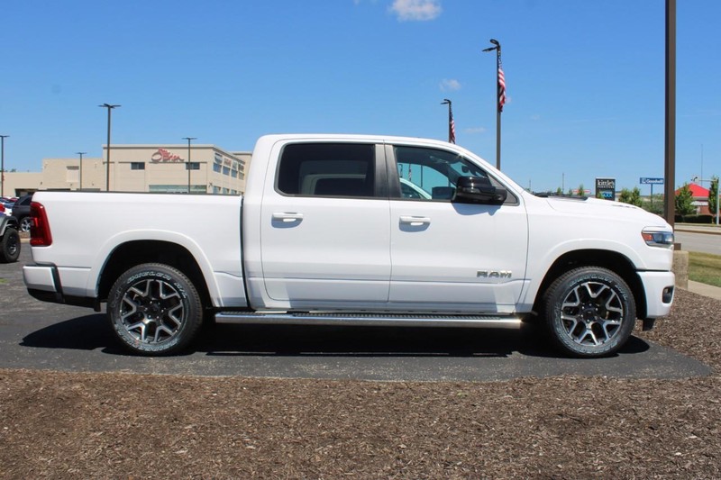 Ram 1500 Vehicle Image 02