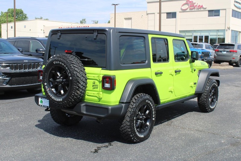 Jeep Wrangler Vehicle Image 03