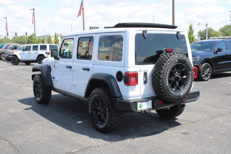 Jeep Wrangler Vehicle Image 05