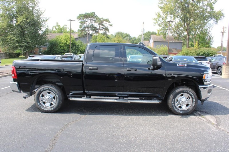 Ram 2500 Vehicle Image 02