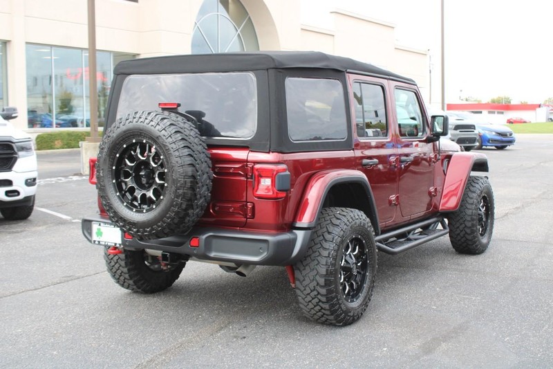 Jeep Wrangler Vehicle Image 03