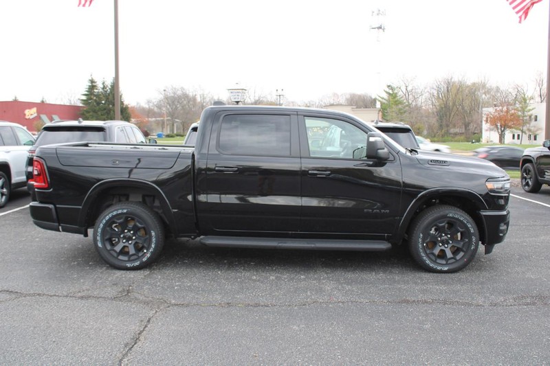 Ram 1500 Vehicle Image 02