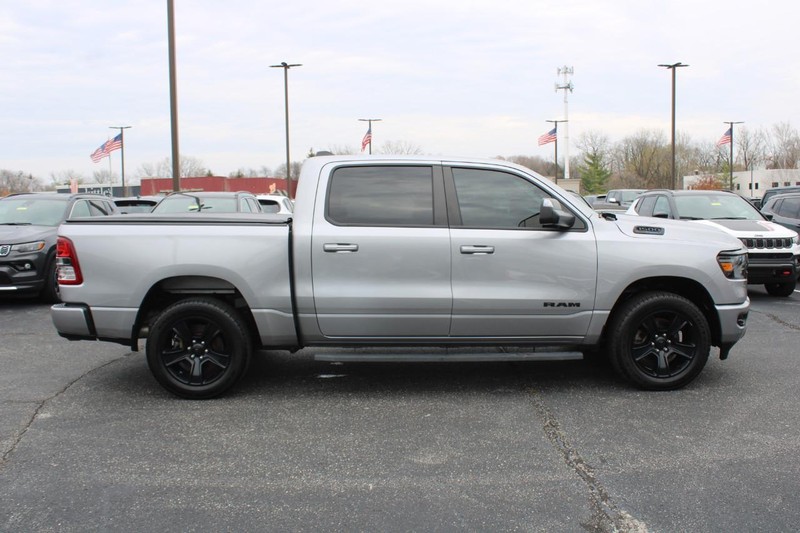 Ram 1500 Vehicle Image 02