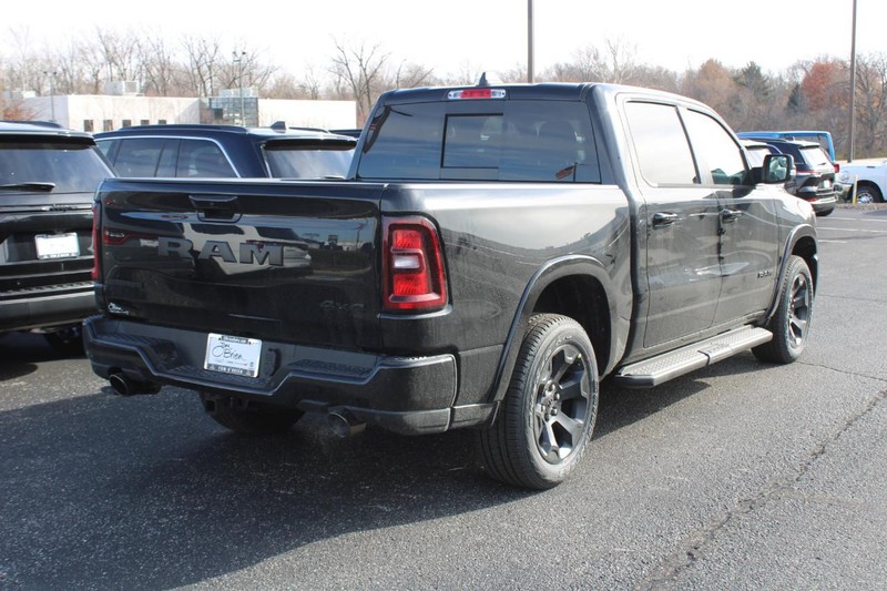 Ram 1500 Vehicle Image 03