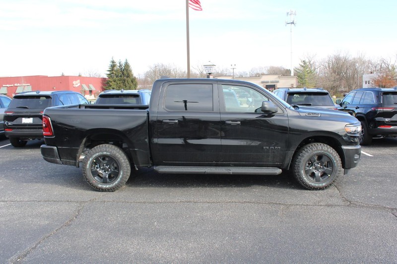 Ram 1500 Vehicle Image 02