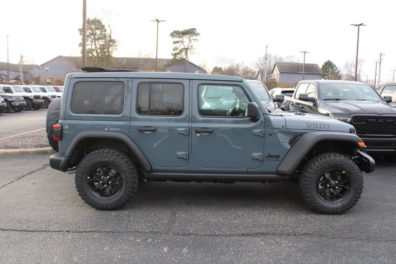 Jeep Wrangler Vehicle Image 02