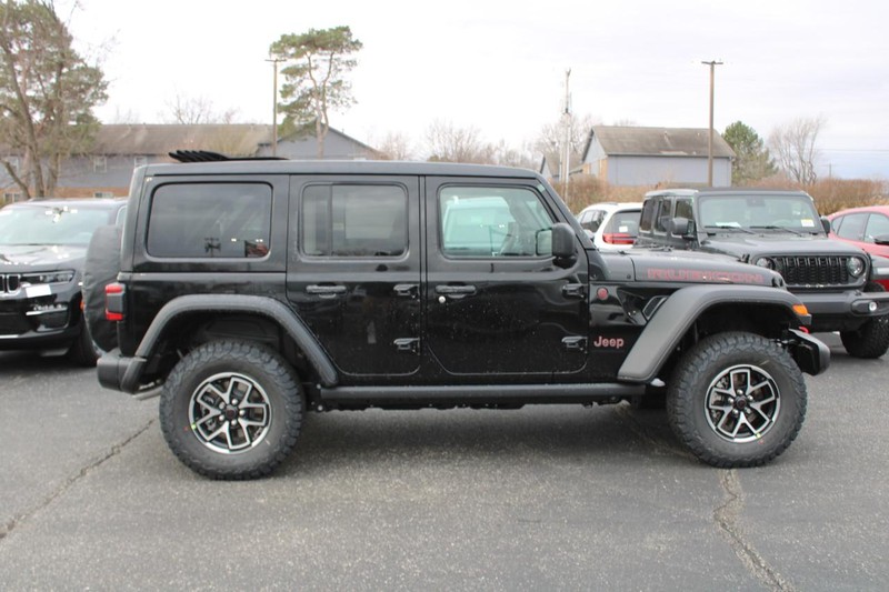 Jeep Wrangler Vehicle Image 02