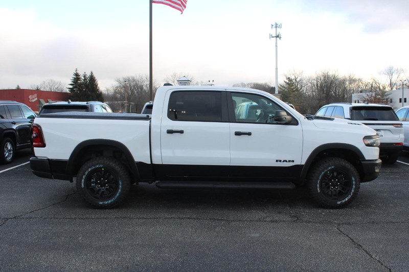 Ram 1500 Vehicle Image 02