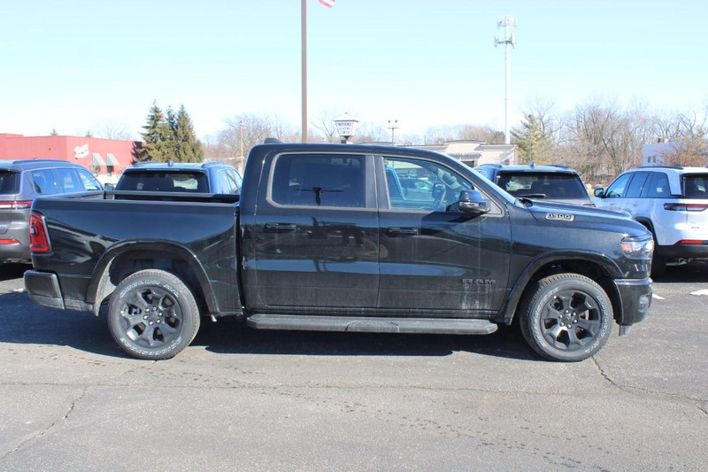 Ram 1500 Vehicle Image 02