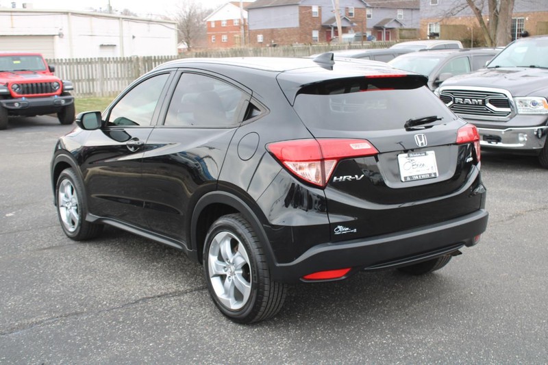 Honda HR-V Vehicle Image 05