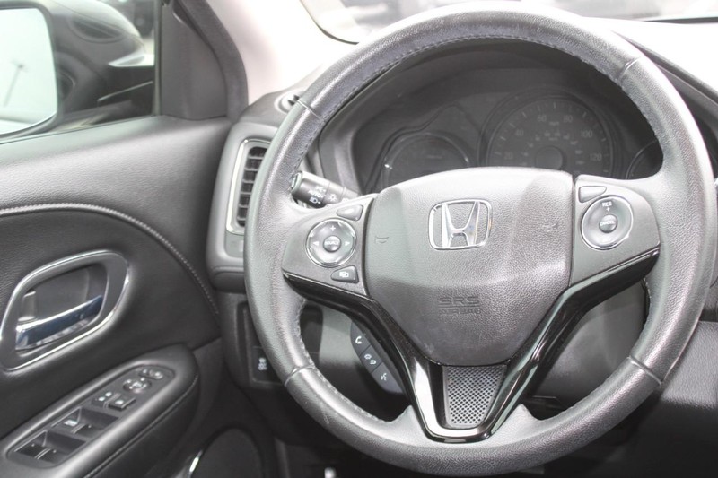 Honda HR-V Vehicle Image 13