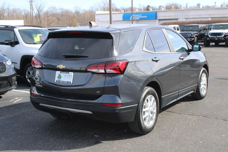 Chevrolet Equinox Vehicle Image 03