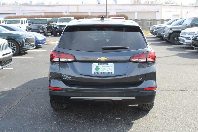 Chevrolet Equinox Vehicle Image 04