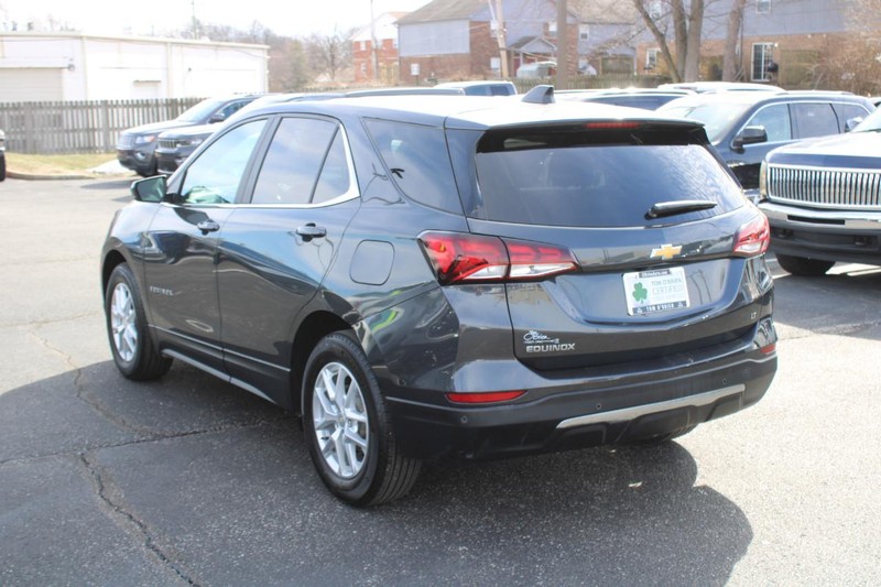 Chevrolet Equinox Vehicle Image 05