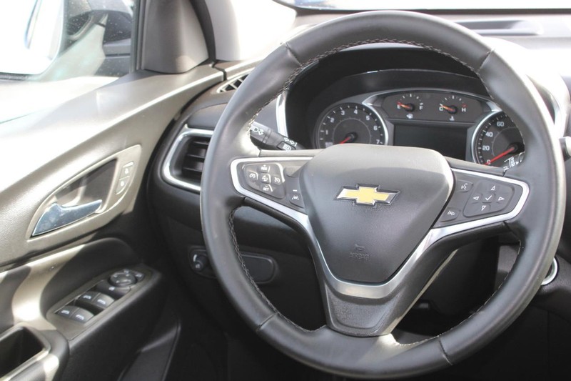 Chevrolet Equinox Vehicle Image 13