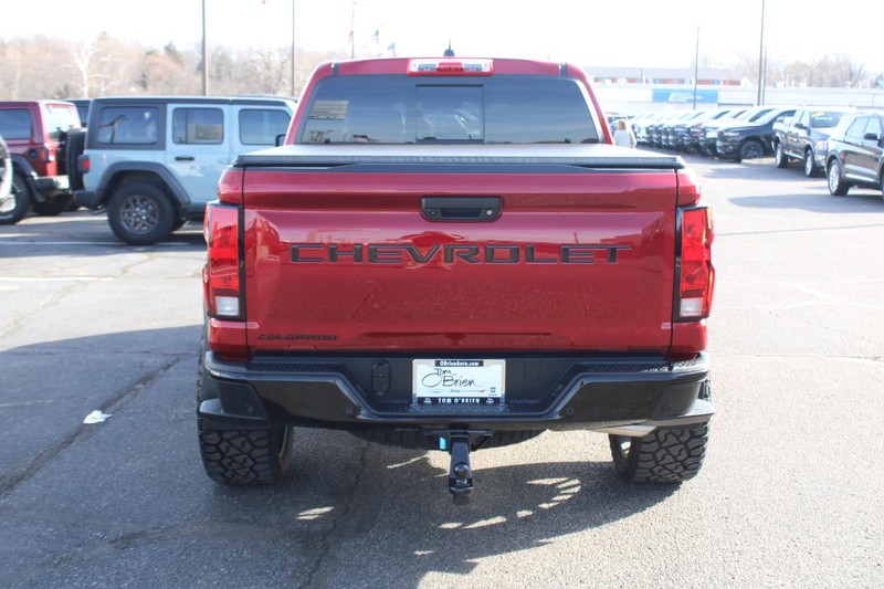 Chevrolet Colorado Vehicle Image 04