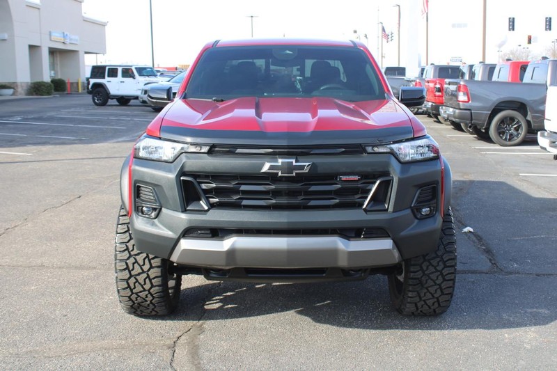 Chevrolet Colorado Vehicle Image 09