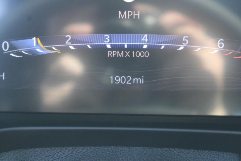 Jeep Grand Cherokee L Vehicle Image 18