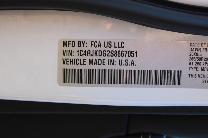 Jeep Grand Cherokee L Vehicle Image 21