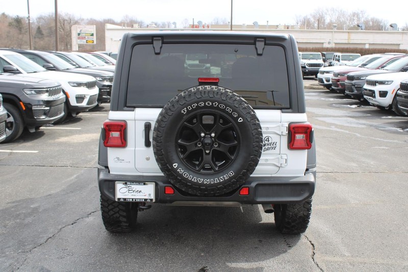 Jeep Wrangler Unlimited Vehicle Image 04
