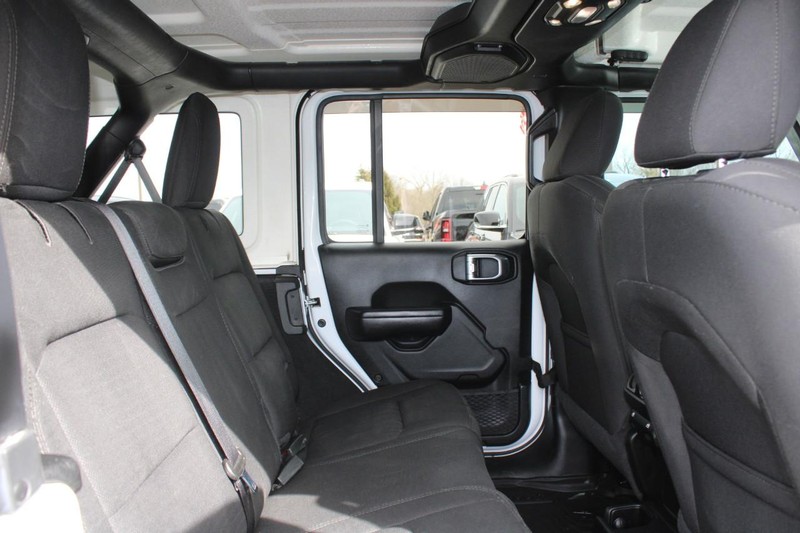 Jeep Wrangler Unlimited Vehicle Image 10