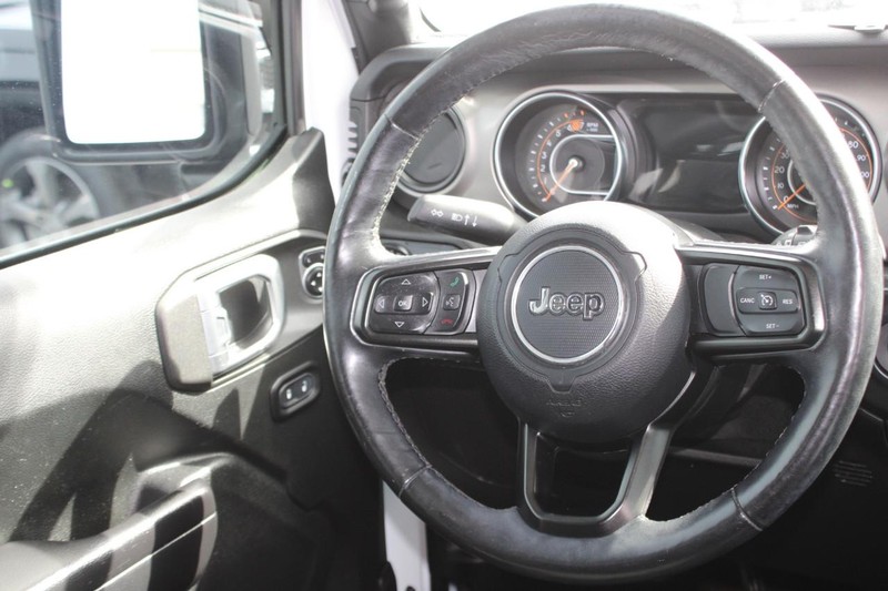 Jeep Wrangler Unlimited Vehicle Image 12