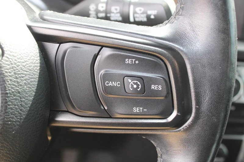 Jeep Wrangler Unlimited Vehicle Image 14