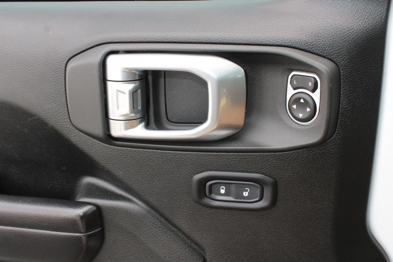 Jeep Wrangler Unlimited Vehicle Image 24