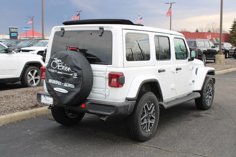 Jeep Wrangler Vehicle Image 03